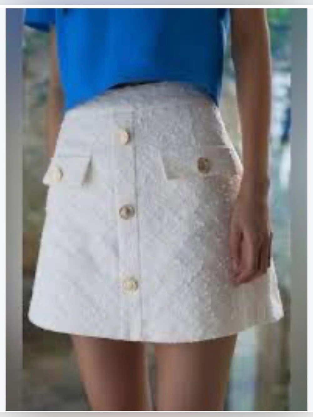 ZARA Textured Tweed Skort – Large White/Gold Accents- Mini Skort